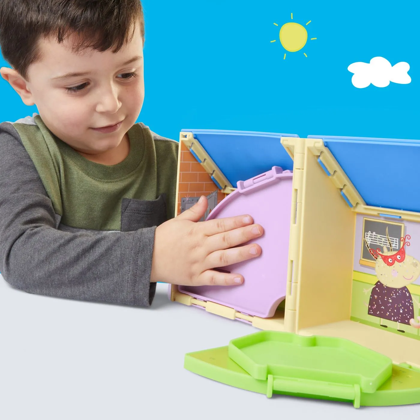 Peppa pig locul de joaca apasa si deschide al lui peppa, copii varsta 3 ani pana la 7 ani [4]