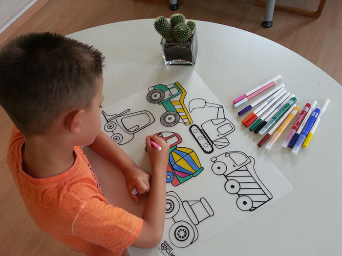 Desene de Colorat, Fise de Colorat si Planse - Masini si Vehicule [2]
