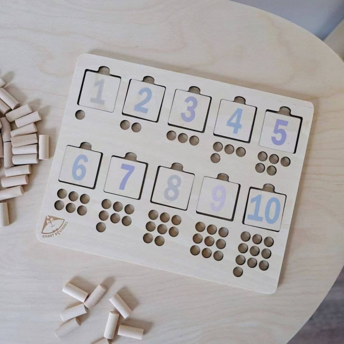 Jucarii Montessori din Lemn ⭐ Puzzle cu Cifre si Pioni [4]