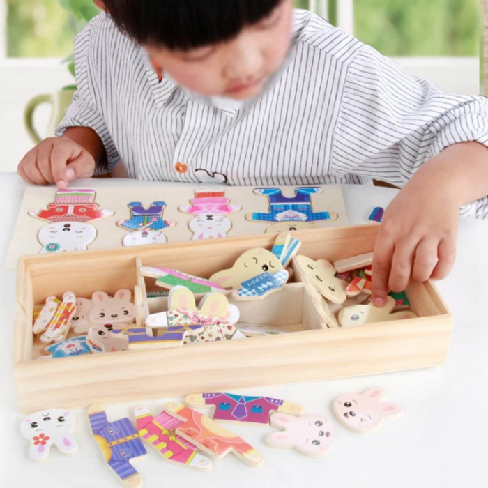 Puzzle din Lemn ⭐ Imbraca Familia de Iepurasi [2]