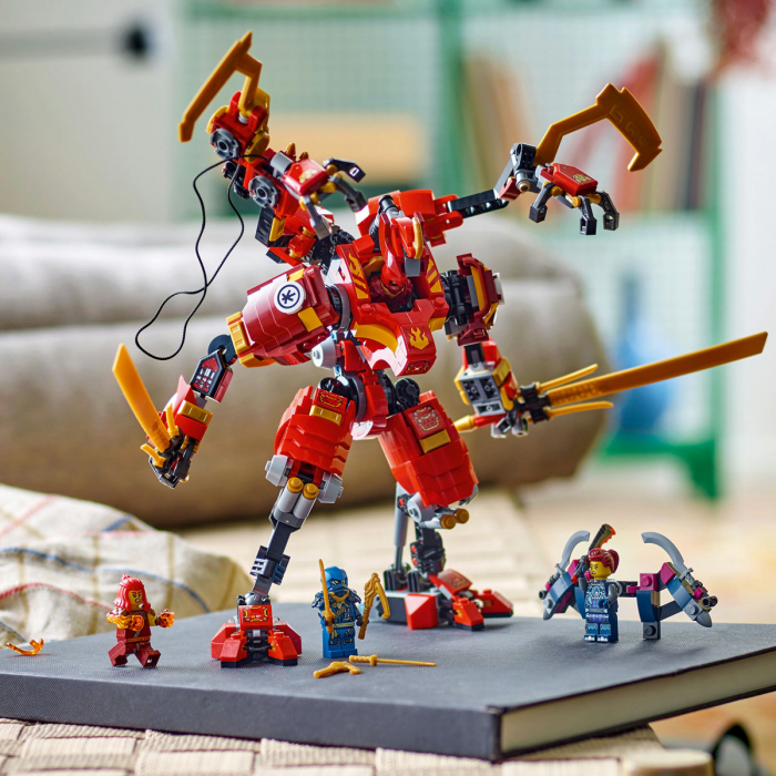 Robotul Ninja catarator al lui Kai, varsta de la 9 ani la +15 ani [5]