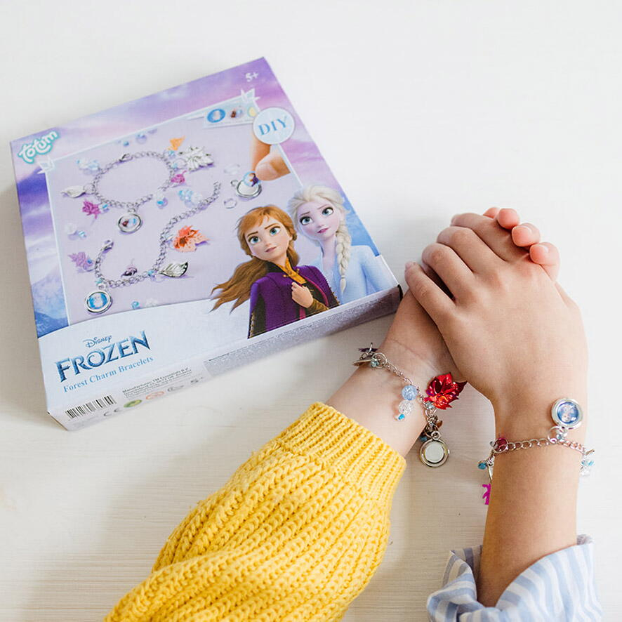 Set bratari cu pandantive - Frozen [4]