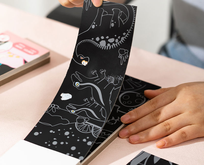 Set creativ 15 semne de carte carton razuibil dinozauri deli [4]