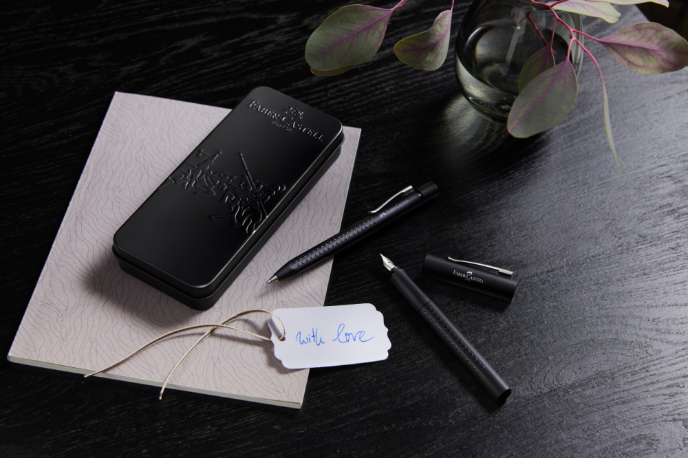 Set stilou + pix grip 2011 negru faber-castell [2]