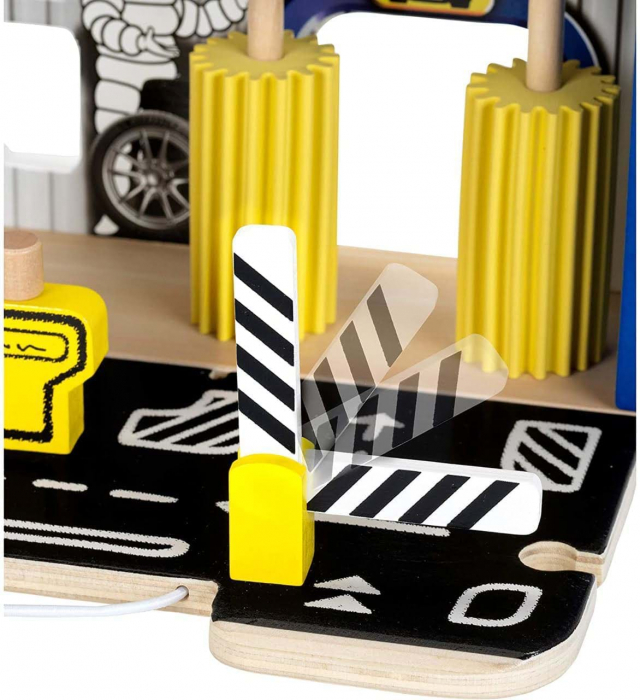 Jucarie, Statie service, atelier reparatii masini cu spalatorie din lemn, Michelin [3]