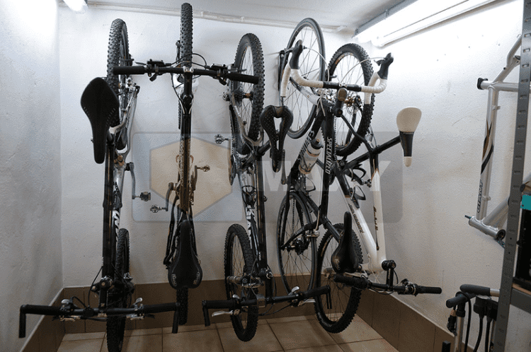 Suport de Perete Universal pentru Bicicleta, Carlig Rotativ, Cauciucat, 25kg [6]