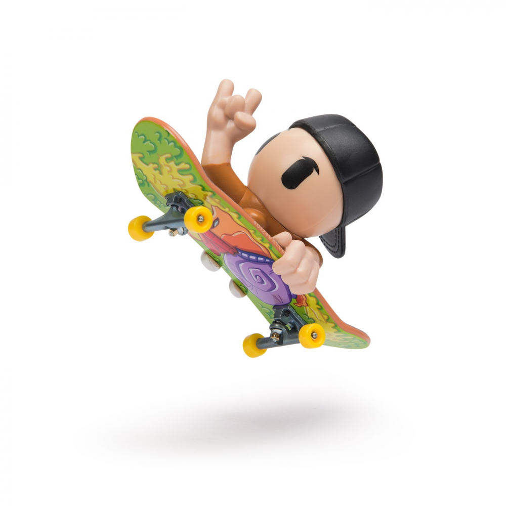 Tech dech sk8 crew pachet 2 seturi placa si figurina 9.6cm sapca neagra si casca albastra, varsta de la 5 ani la 12 ani [5]
