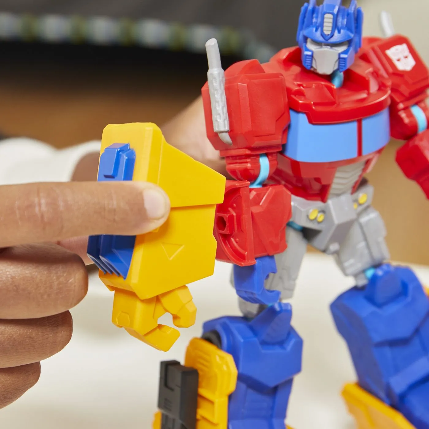 Transformers mix mashers set figurina optimus prime 12cm si accesorii, copii 4 ani pana la 8 ani [4]