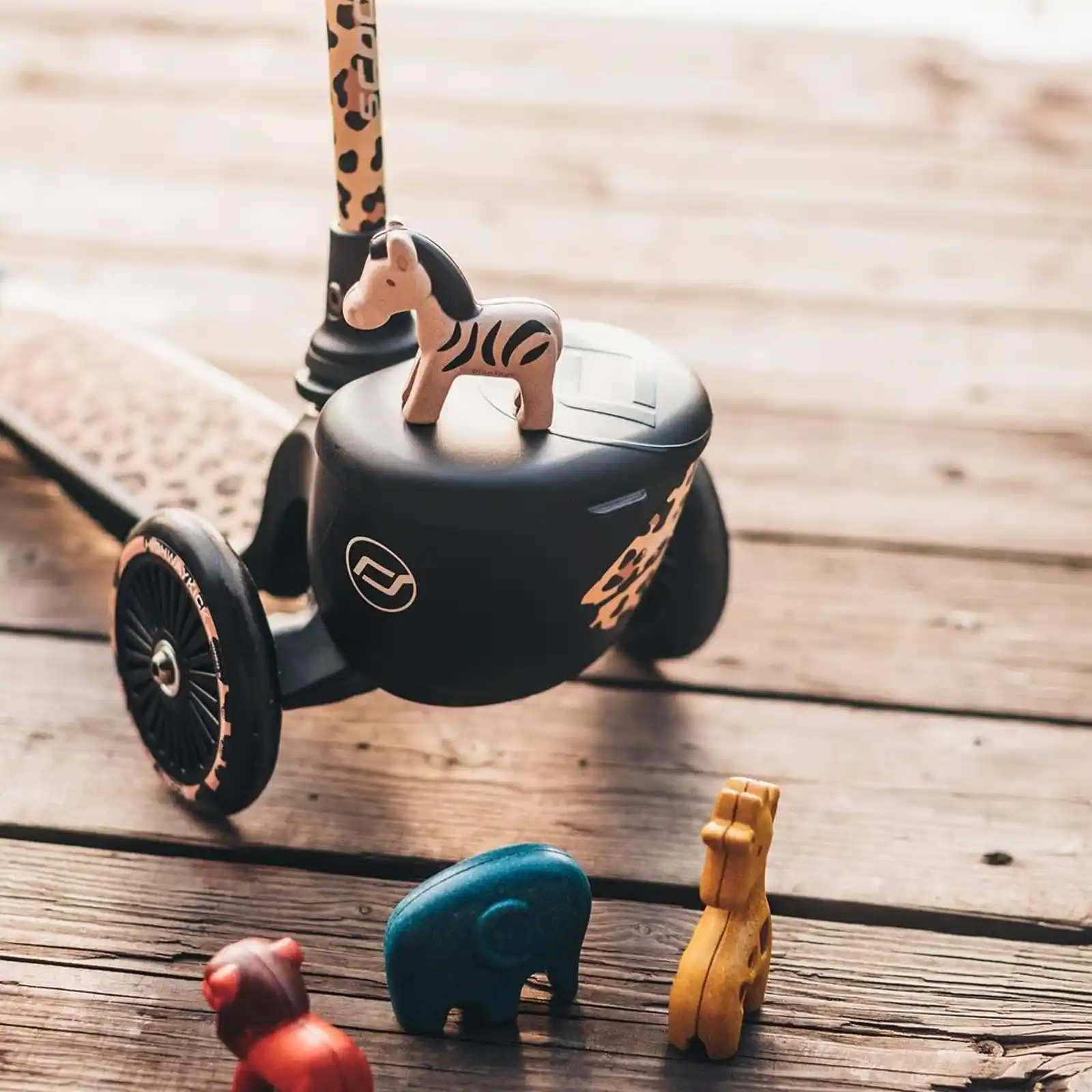 Trotinete copii 2 ani+, pliabila, Scoot Ride, HighwayKick 2 Lifestyle Leopard [10]