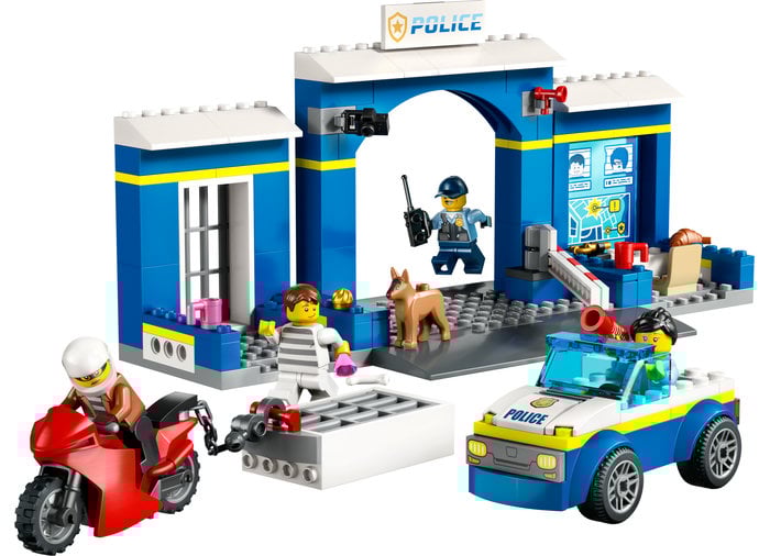 Urmarire la sectia de politie, varsta de la 4 ani la 8 ani [8]