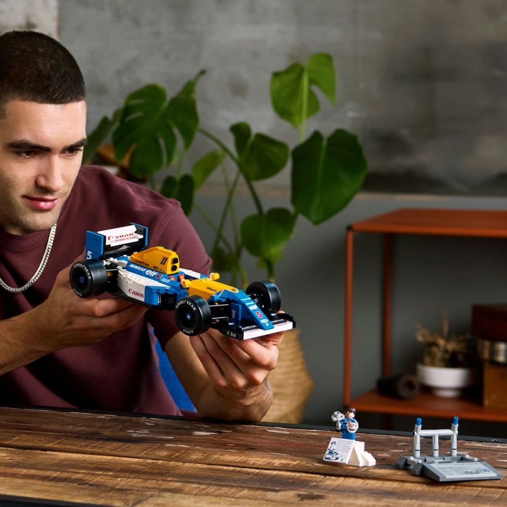 Williams Racing FW14B si Nigel Mansell cod lego 10353, varsta de la 14 ani la +15 ani [4]