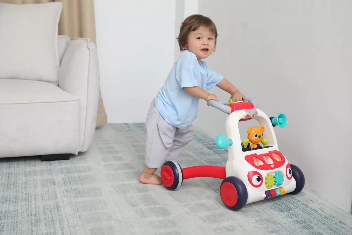 Antemergator multicolor si centru cu activitati interactive, varsta de la 9 luni la 3 ani [2]