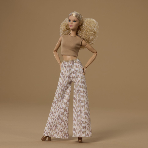 Barbie signature papusa barbie basic model 07 blonda [7]