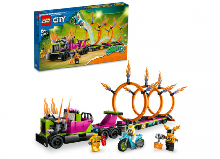 LEGO® - Camion de cascadorii, varsta de la 6 ani la 12 ani