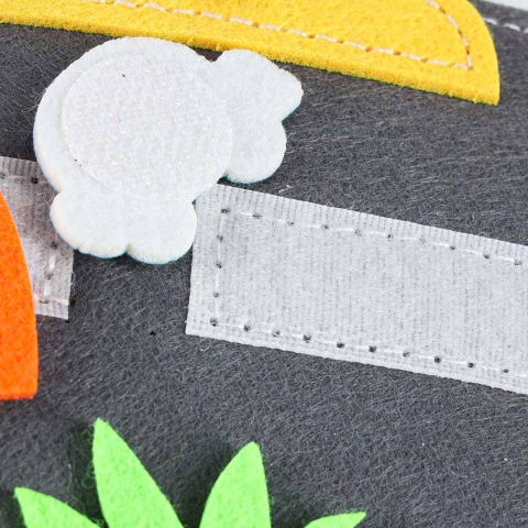 Carte senzoriala educativa, Busy Book, Montessori 7 in 1, 8 pagini, 3D, cu elemente detasabile, model girafa [6]
