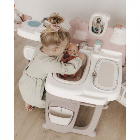 Centru de ingrijire pentru papusi Smoby Baby Nurse Doll`s Play Center maro cu 23 accesorii [7]
