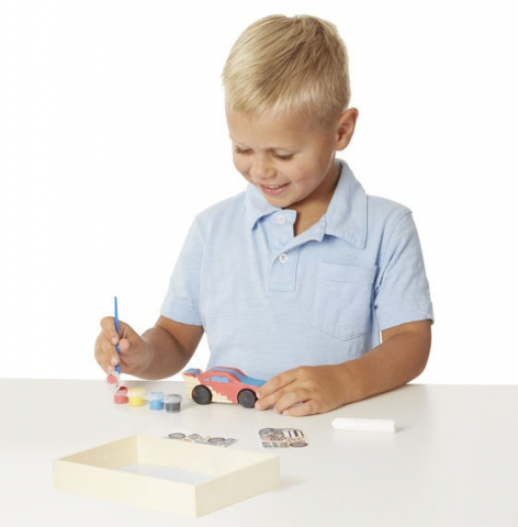 Figurine de pictat, Ipsos, Lemn - Coloreaza-ti masinuta de curse din lemn Melissa and Doug
