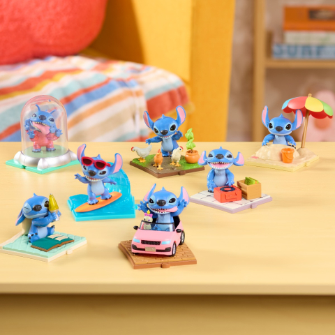 Disney Stitch - Mini-figurina ascunsa in cutie, diverse personaje copii varsta 3 ani + [3]