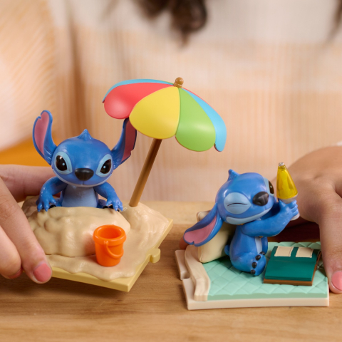 Disney Stitch - Mini-figurina ascunsa in cutie, diverse personaje copii varsta 3 ani + [5]