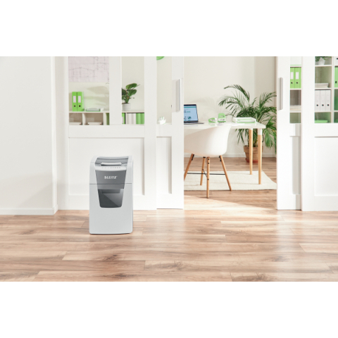 Distrugator automat doc iq office cross-cut 150 coli p4 leitz [3]