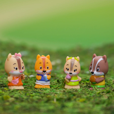 Familia de veverite Nutnut - Set figurine joc de rol [1]