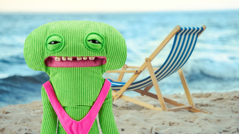 Fuggler - Jucarie de plus, 23 cm - Ciudateii in vacanta, Smiley O Riley - green copii varsta 3 ani + [1]