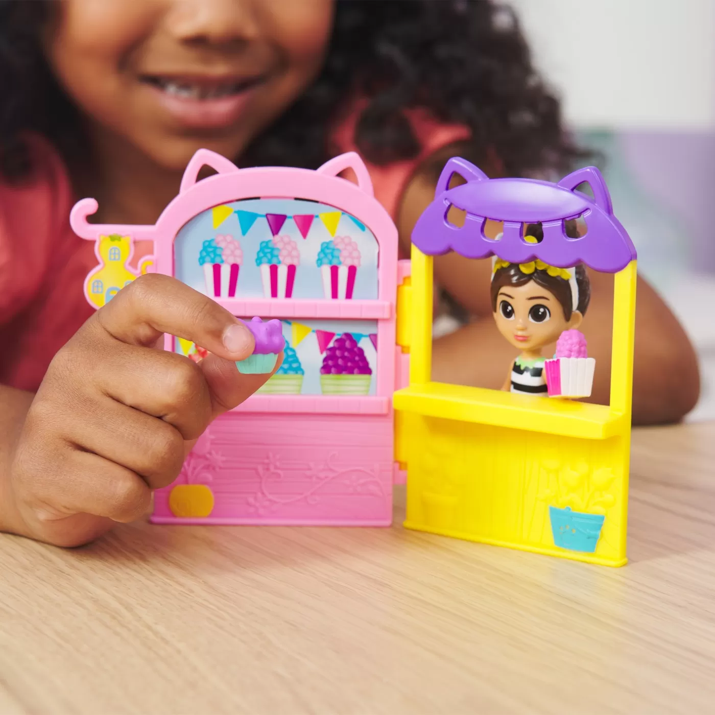 Gabbys dollhouse set petrecerea din gradina [3]