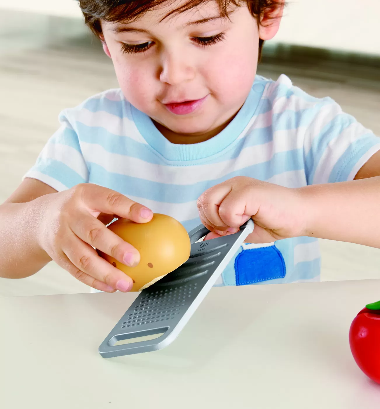 Hape set pentru curatat si taiat legume, varsta de la 3 ani la 10 ani [2]