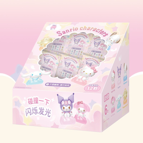 Hello Kitty - Figurina ascunsa in folie, 4 cm, Baby Angel copii varsta 3-5 ani|5-7 ani|7-9 ani [1]