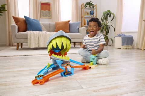 Hot wheels city pista de curse plaja rechinului chomp cu masinuta inclusa copii 4 ani - 9 ani [6]