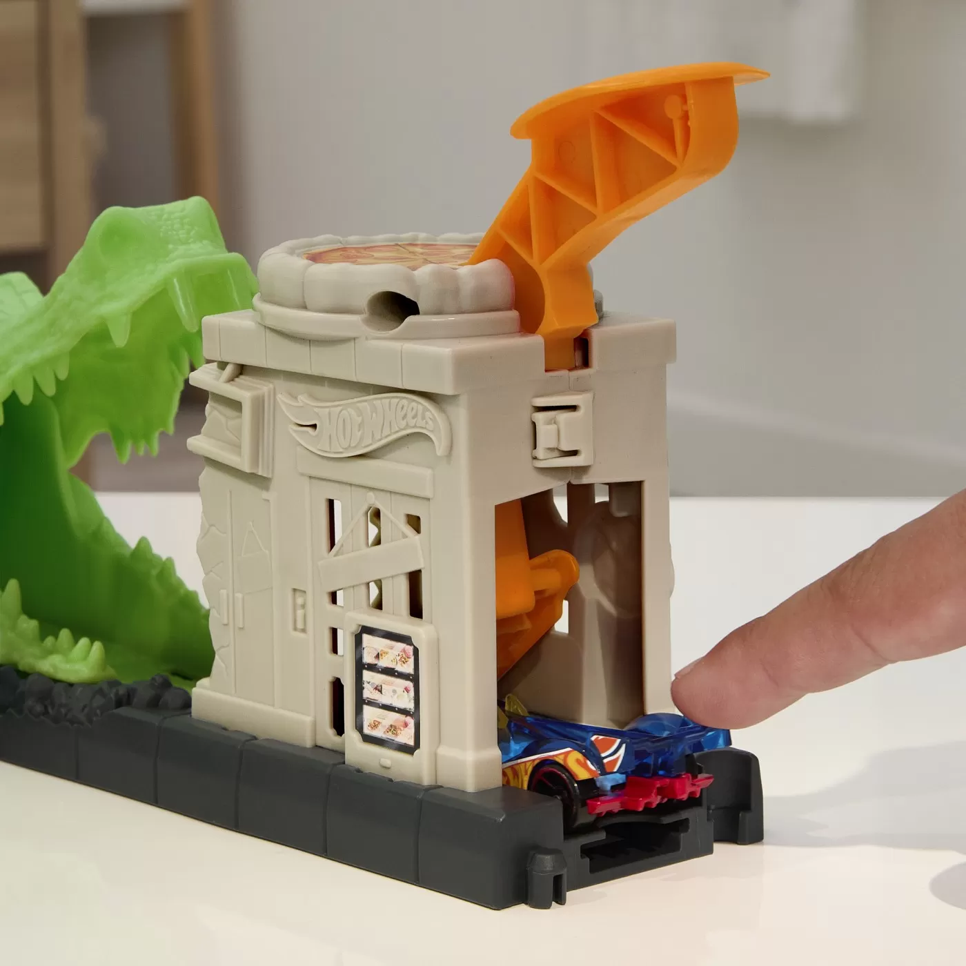 Hot wheels city pista inamicilor pizzerie [2]
