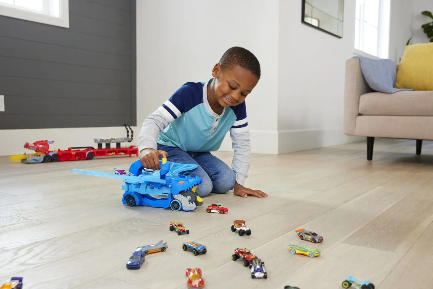 Hot wheels city transportator suprem cu 2 dragoni, copii varsta 4 ani pana la 8 ani [3]