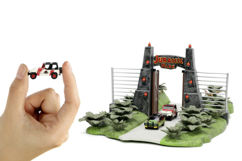 Jada jurassic park scena nano cu 2 vehicule metalice [2]