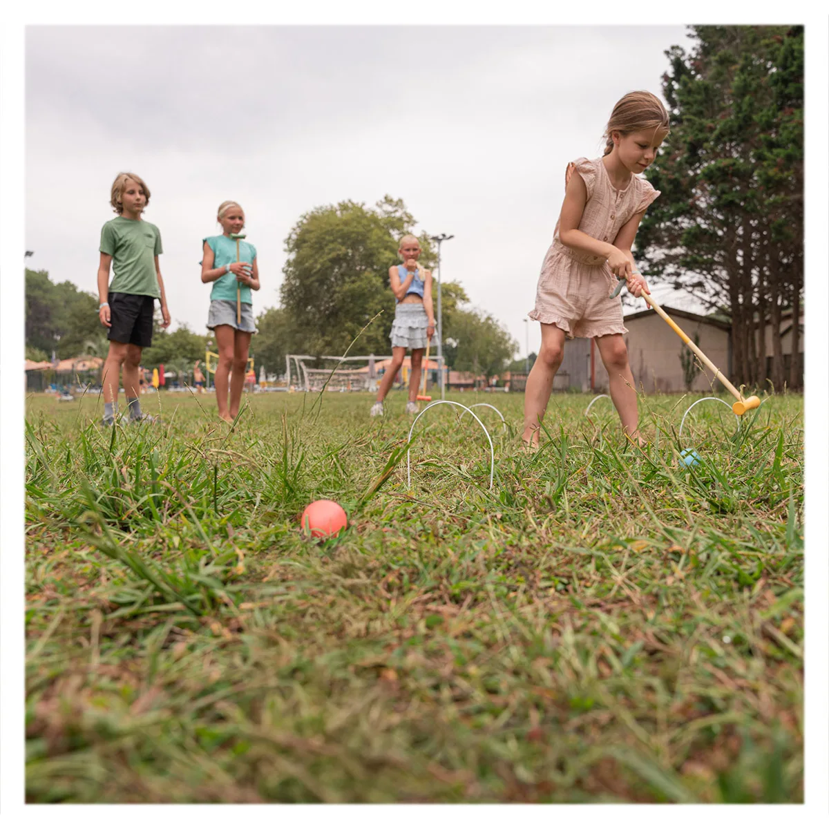 Joc de Croquet din lemn, varsta 6+ ani [1]