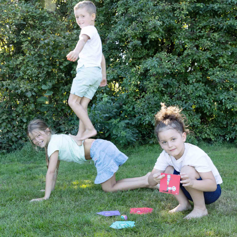 Joc de petrecere - Acrobatii cu animale, copii varsta 5 ani+ [1]