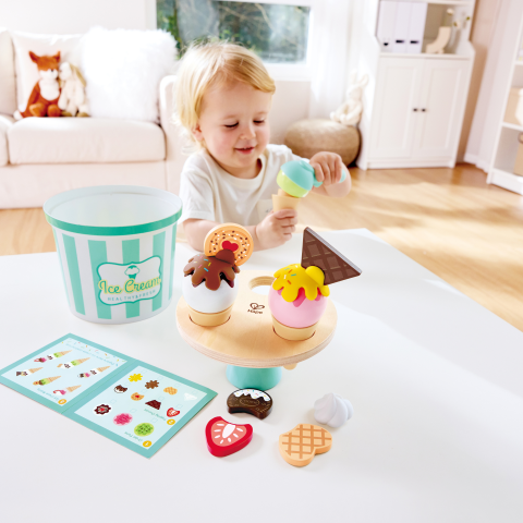 Jucarie din lemn - Set de inghetata pentru scoatere si servire (19 piese), copii varsta 2 ani+,6 ani+ [4]