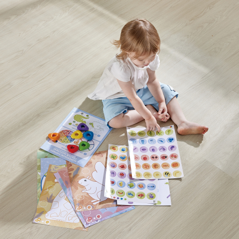 Kit desene cu creioane cerate pentru copii - 18 piese, copii varsta 2 ani+,4 ani+ [1]