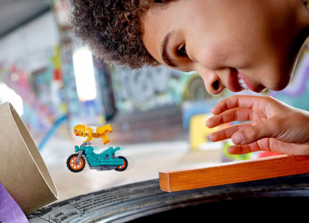 Lego city Motocicleta de cascadorii Gaina, varsta de la 5 ani la 12 ani [4]