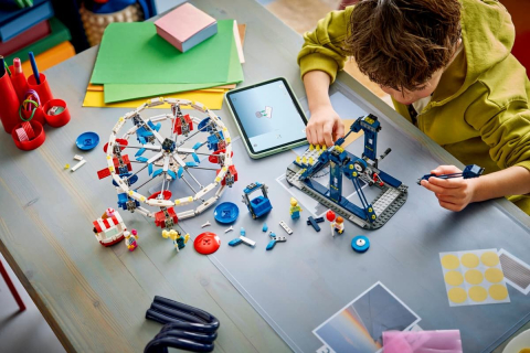 Lego creator roata ferris emblematica 31389 varsta 8 ani -+15 ani [4]