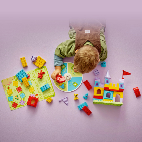  LEGO DUPLO Jocul de la castelul Saltaretei pentru copii cu varsta de 3 + ani [3]