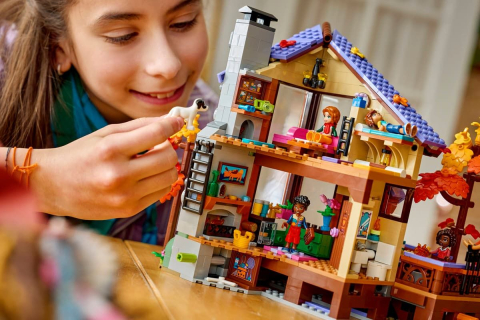 Lego friends cabana primitoare in padure toamna 42705 varsta 9 ani -+15 ani [5]