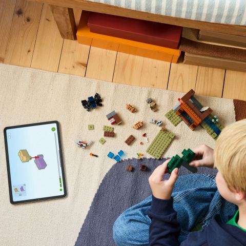 Lego minecraft expeditia de minerit cu tatu 21269, varsta de la 8 ani la 10 ani [3]