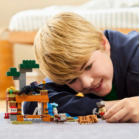 Lego minecraft expeditia de minerit cu tatu 21269, varsta de la 8 ani la 10 ani [2]