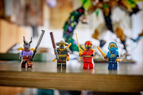 Lego ninjago impresionanta batalie a dragonului 71872 varsta 12 ani -+15 ani [7]