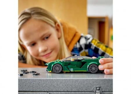 Lego speed champions Lotus Evija, varsta de la 8 ani la +15 ani [4]