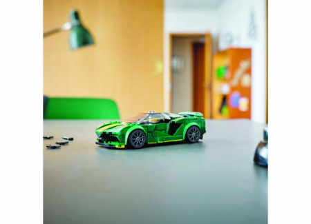 Lego speed champions Lotus Evija, varsta de la 8 ani la +15 ani [7]