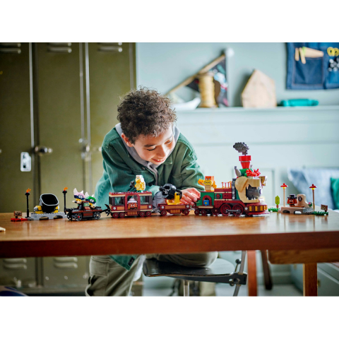 LEGO Super Mario: Expresul Bowser 71437, 9 ani+, 1392 piese, varsta de la 9 ani la +15 ani [3]