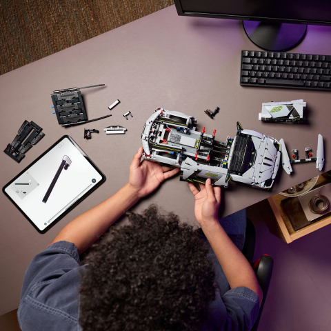  LEGO Technic Supermasina sport Lamborghini Revuelto pentru copii cu varsta de 10 + ani [3]