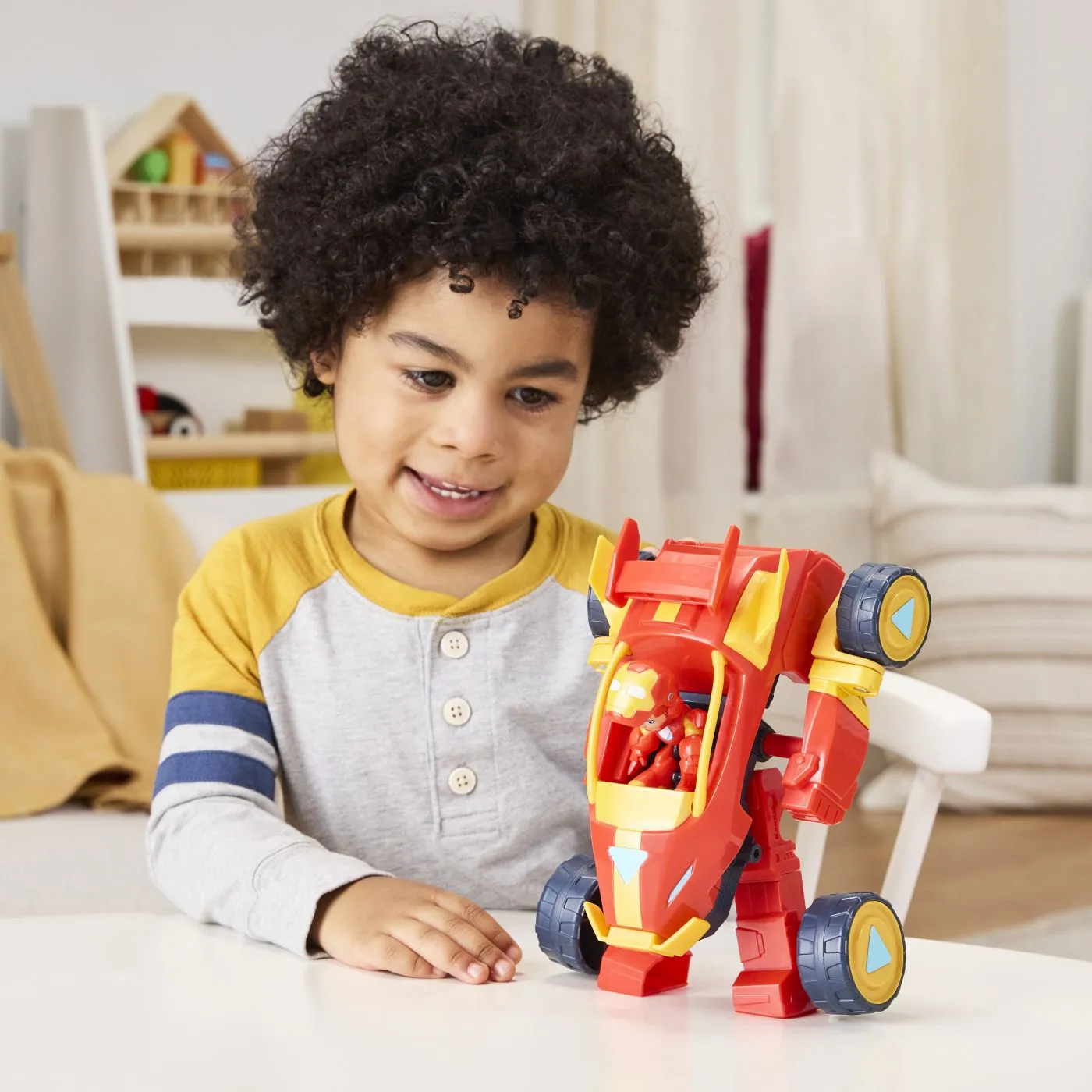 Marvel iron man si prietenii sai uimitori set vehicul 2 in 1 si figurina iron man, copii 3 ani-7 ani [3]