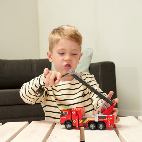 Masina de pompieri Majorette Volvo Fire Engine [8]